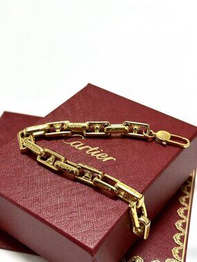 🔆Cartier classic square link gold bracelet🍥